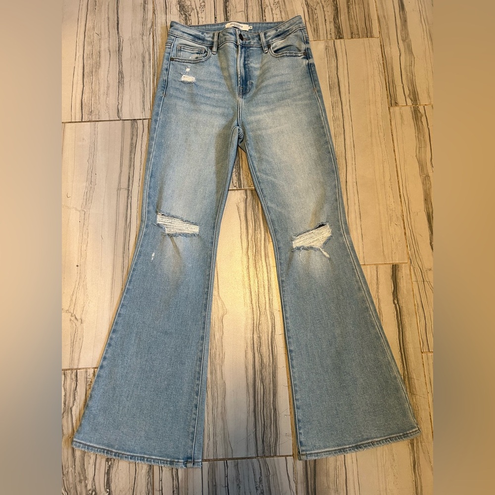 Like New Buckle Hidden Jeans Happi High Rise Flare Jean - Picture 2 of 14